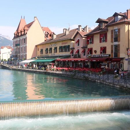 Pause Cafe Avec Sauna Annecy Buitenkant foto
