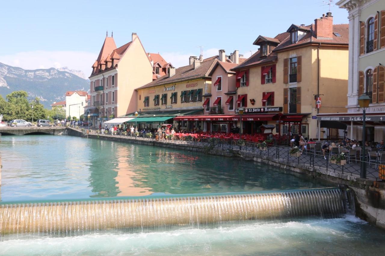 Pause Cafe Avec Sauna Annecy Buitenkant foto